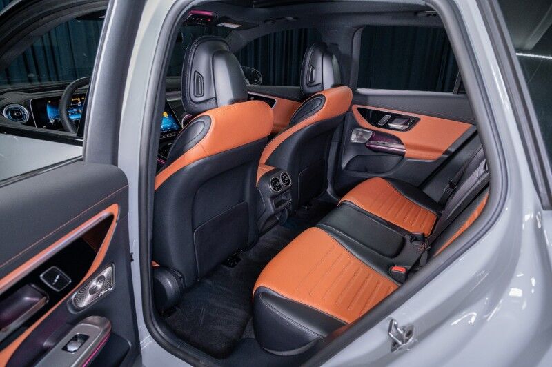 2025 Mercedes Benz GLC 43 AMG 4MATIC photo 24