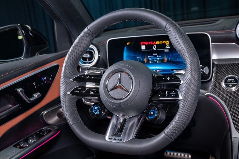 2025 Mercedes Benz GLC 43 AMG 4MATIC photo 14
