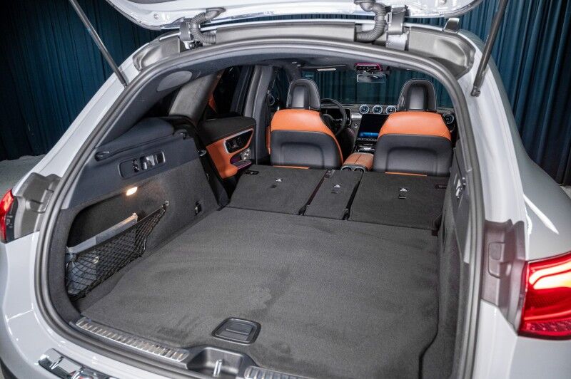 2025 Mercedes Benz GLC 43 AMG 4MATIC photo 7
