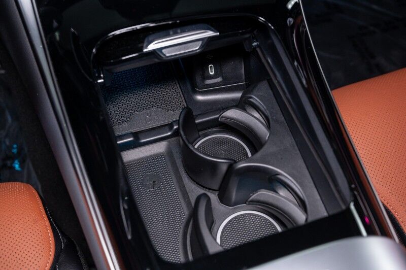 2025 Mercedes Benz GLC 43 AMG 4MATIC photo 20