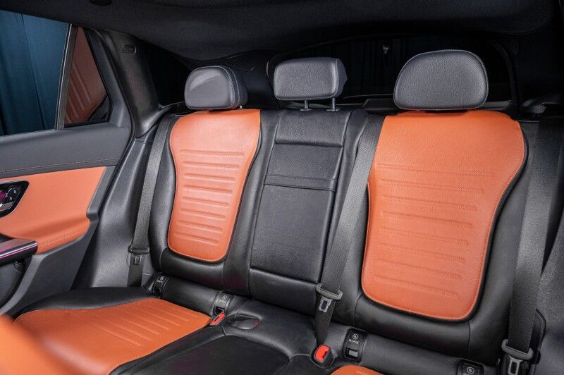 2025 Mercedes Benz GLC 43 AMG 4MATIC photo 25
