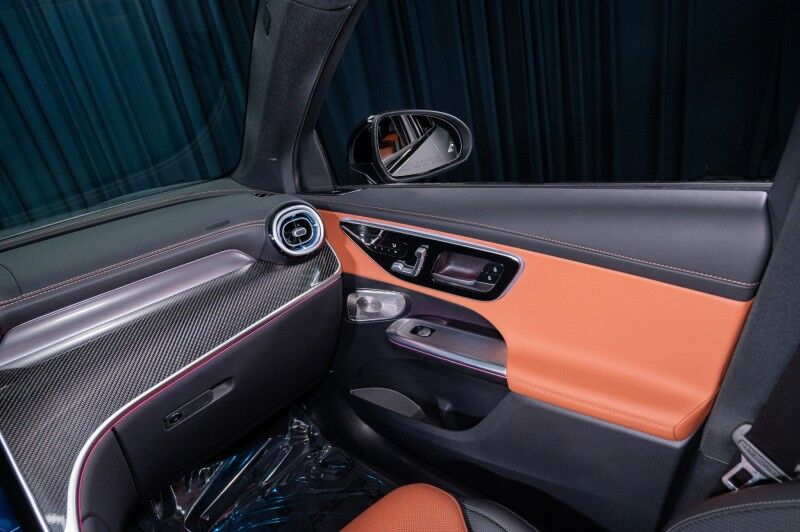 2025 Mercedes Benz GLC 43 AMG 4MATIC photo 22