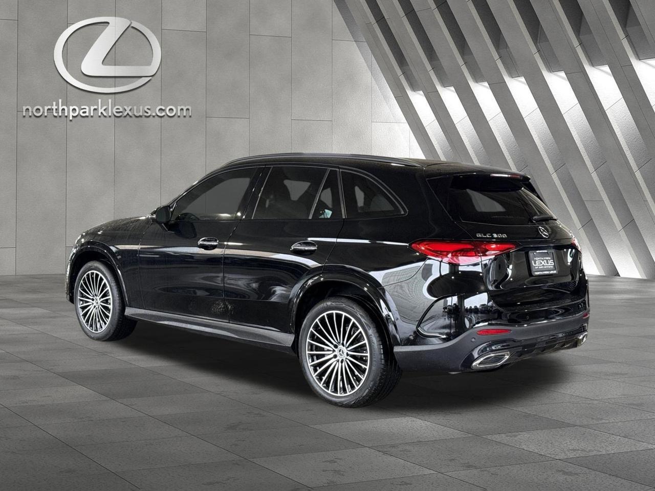 2025 Mercedes-Benz GLC G 300