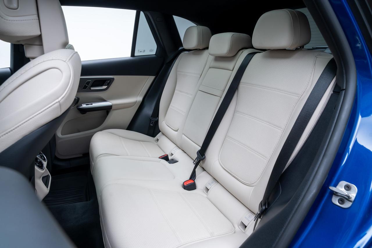 2025 Mercedes-Benz GLC GLC 300 Exclusive Trim AMG Line Portland OR
