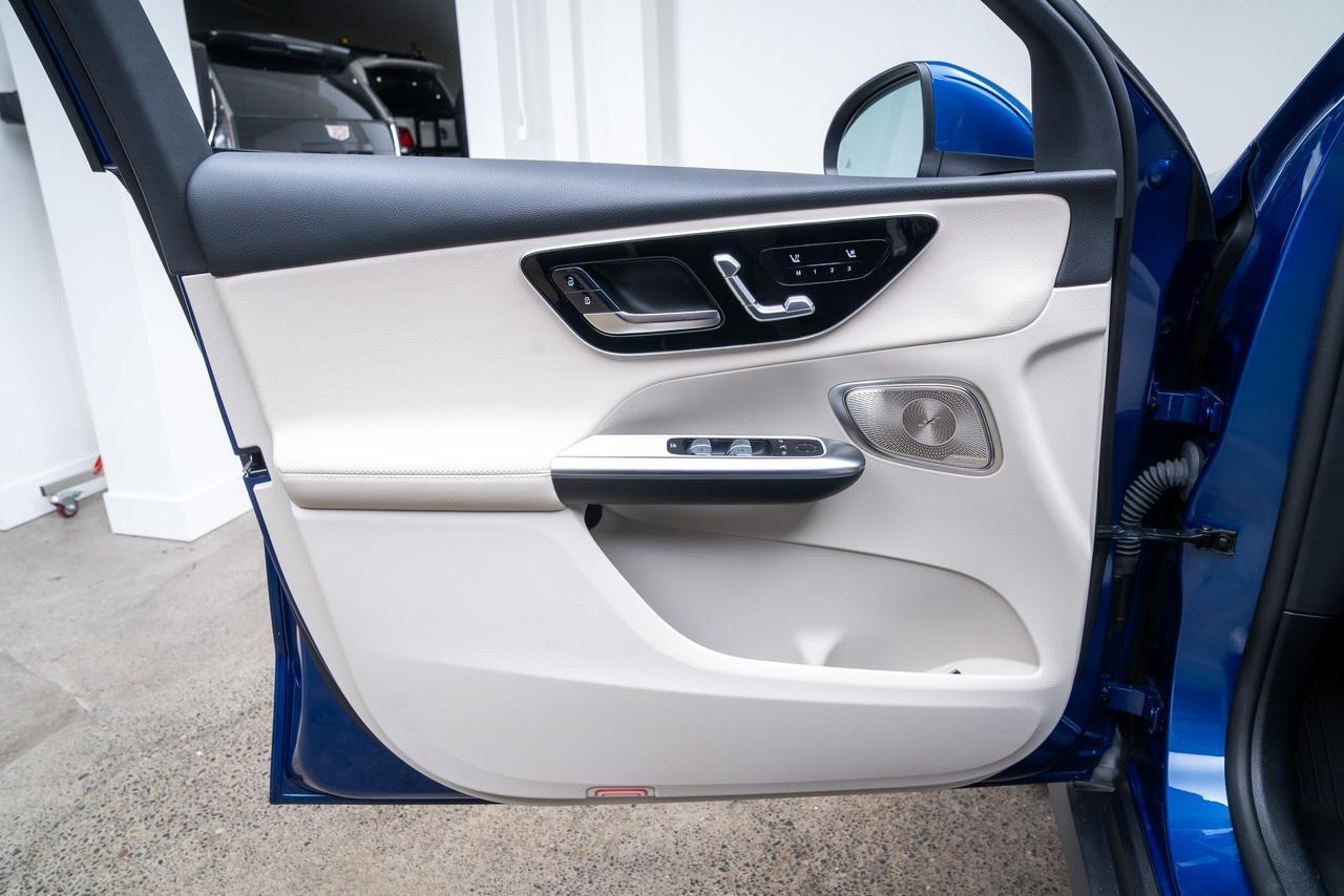 2025 Mercedes-Benz GLC GLC 300 Exclusive Trim AMG Line Portland OR