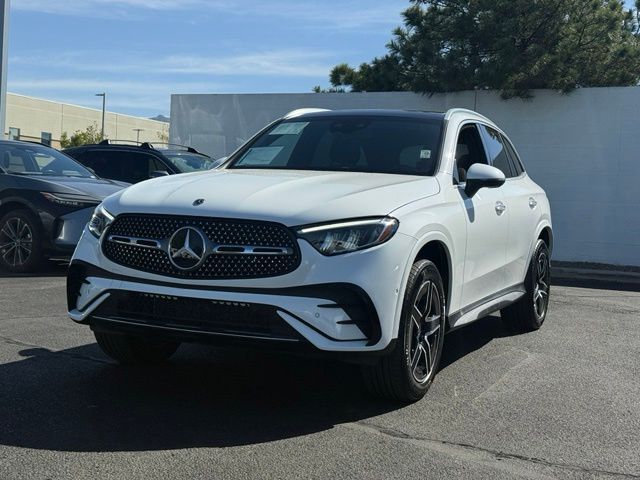 2025 Mercedes-Benz GLC