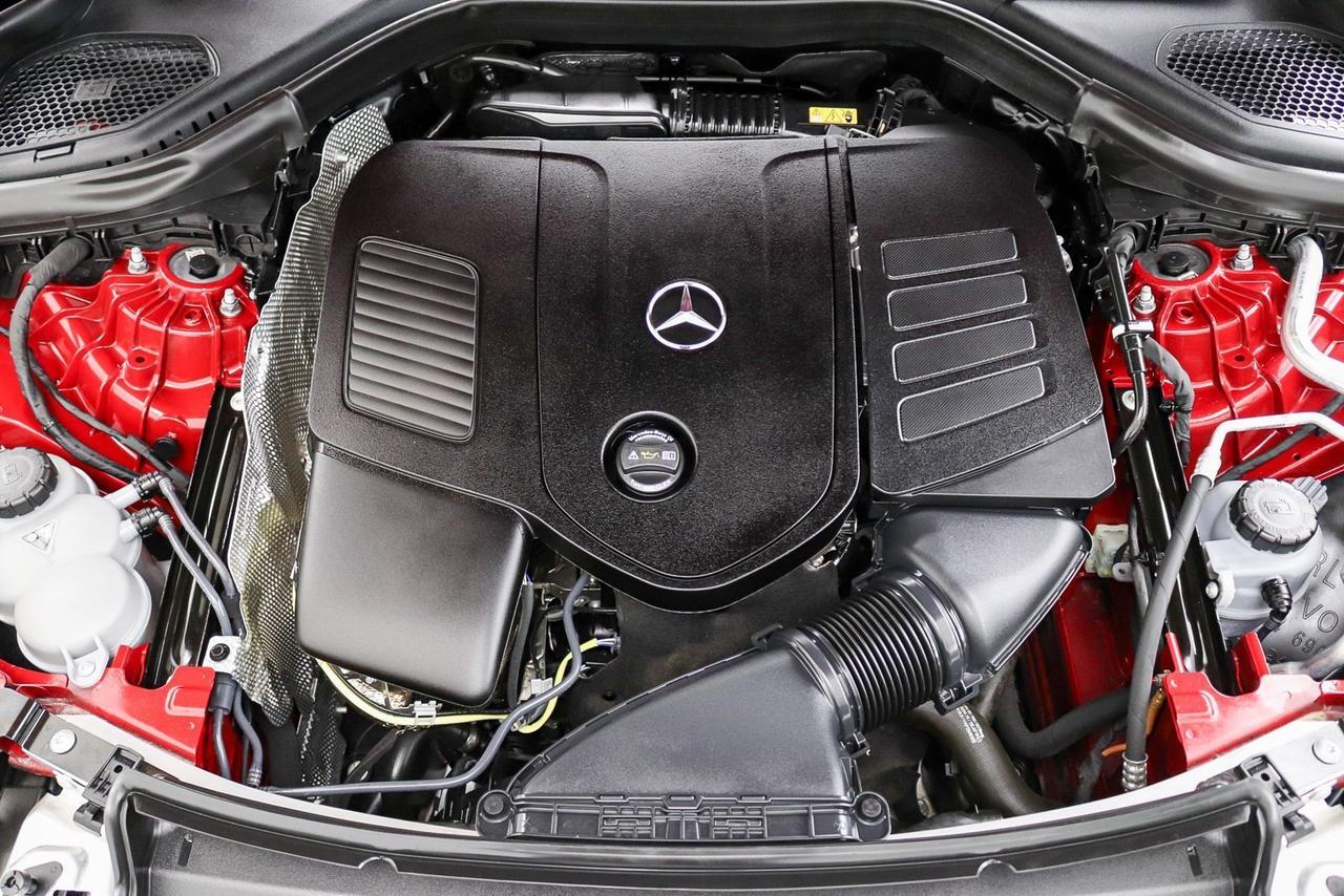 2025 Mercedes-Benz GLC GLC 300 Newport Beach CA