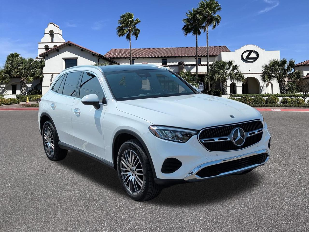 2025 Mercedes-Benz GLC