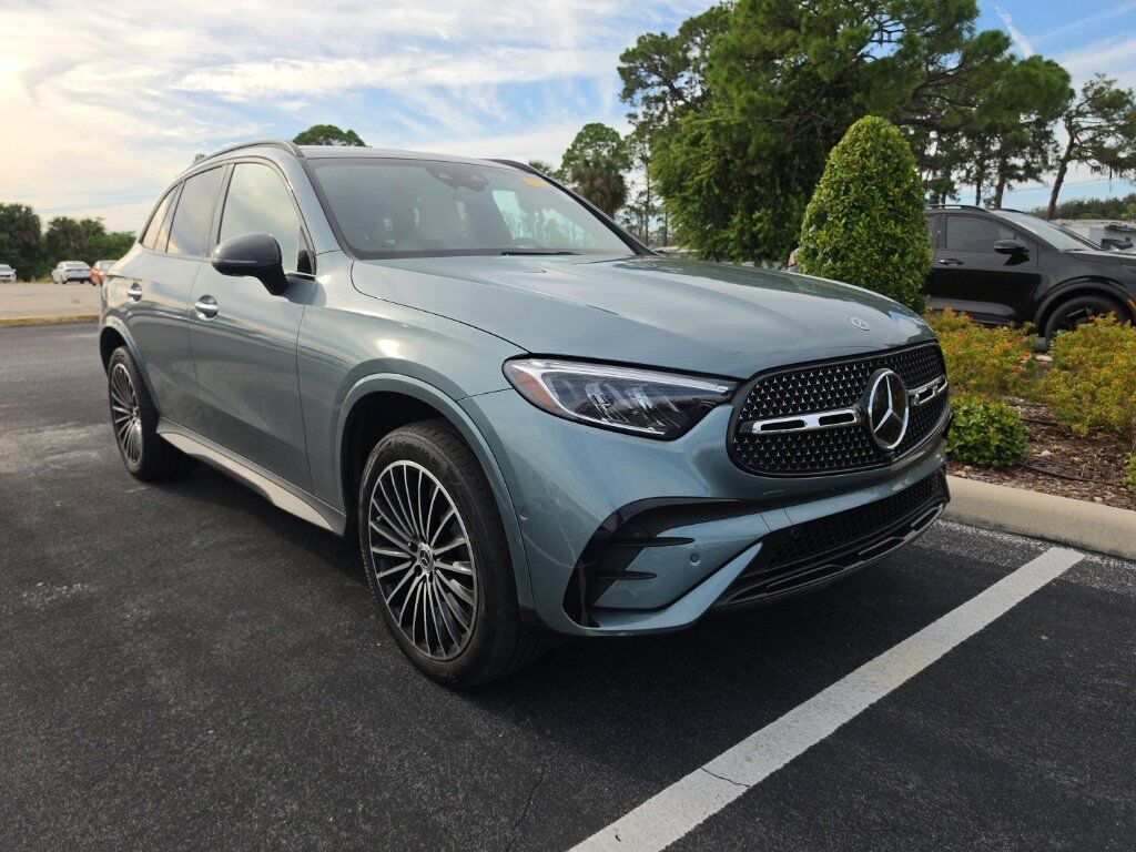 2025 Mercedes-Benz GLC GLC 300