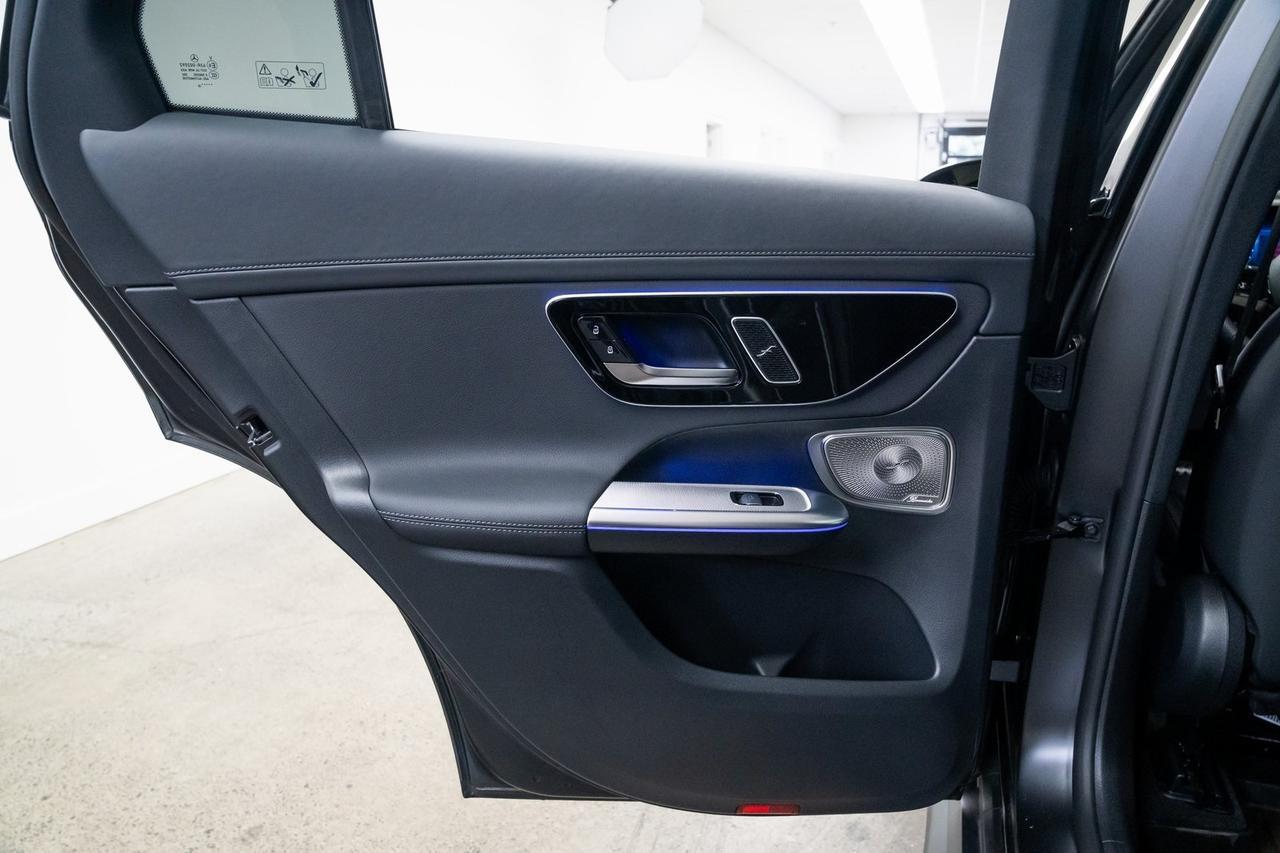 2025 Mercedes-Benz GLC GLC 350e 1 Owner AMG Line Exclusive Trim Portland OR