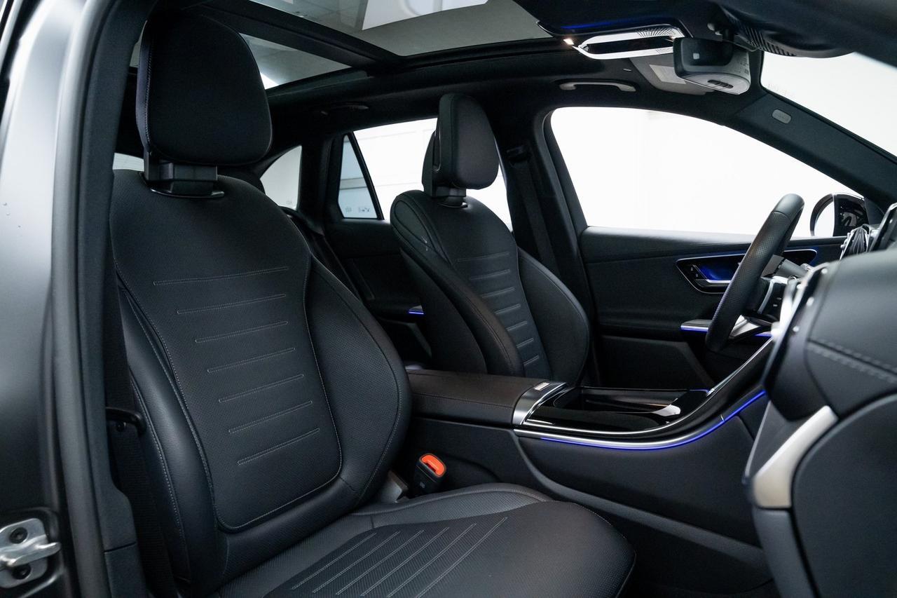 2025 Mercedes-Benz GLC GLC 350e 1 Owner AMG Line Exclusive Trim Portland OR