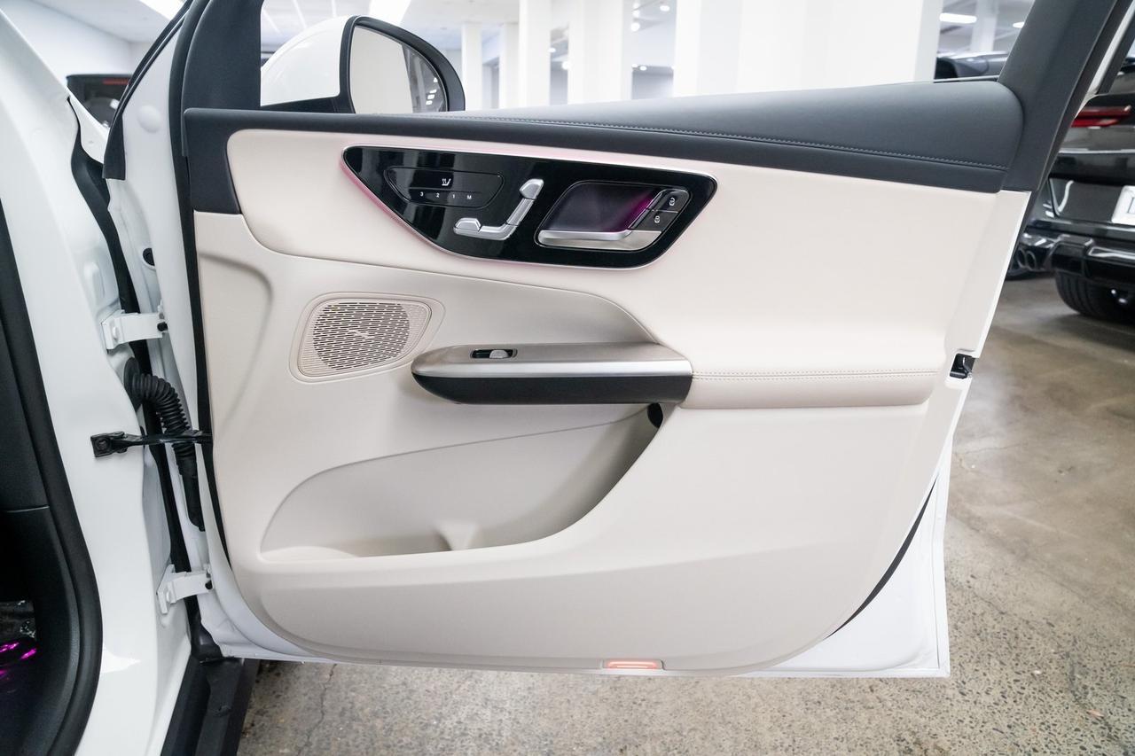 2025 Mercedes-Benz GLC GLC 350e 1 Owner Heated Seats Portland OR