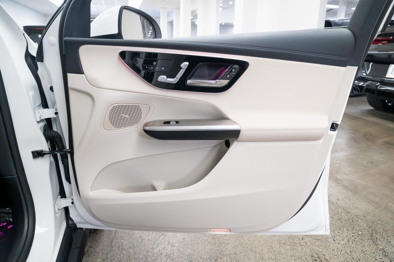 2025 Mercedes-Benz GLC GLC 350e 1 Owner Heated Seats Portland OR