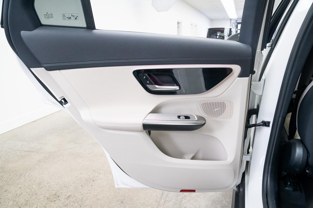 2025 Mercedes-Benz GLC GLC 350e 1 Owner Heated Seats Portland OR