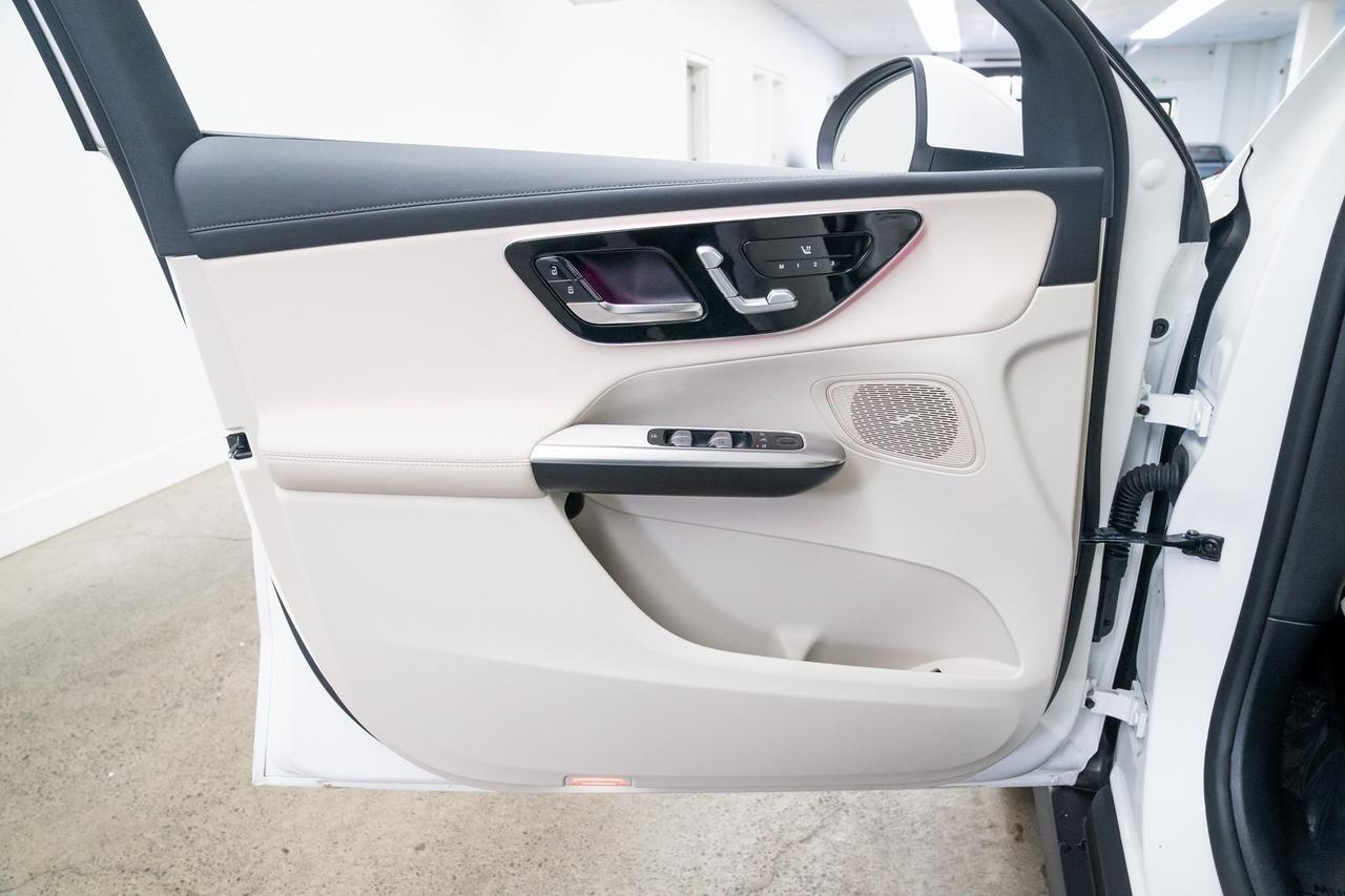 2025 Mercedes-Benz GLC GLC 350e 1 Owner Heated Seats Portland OR
