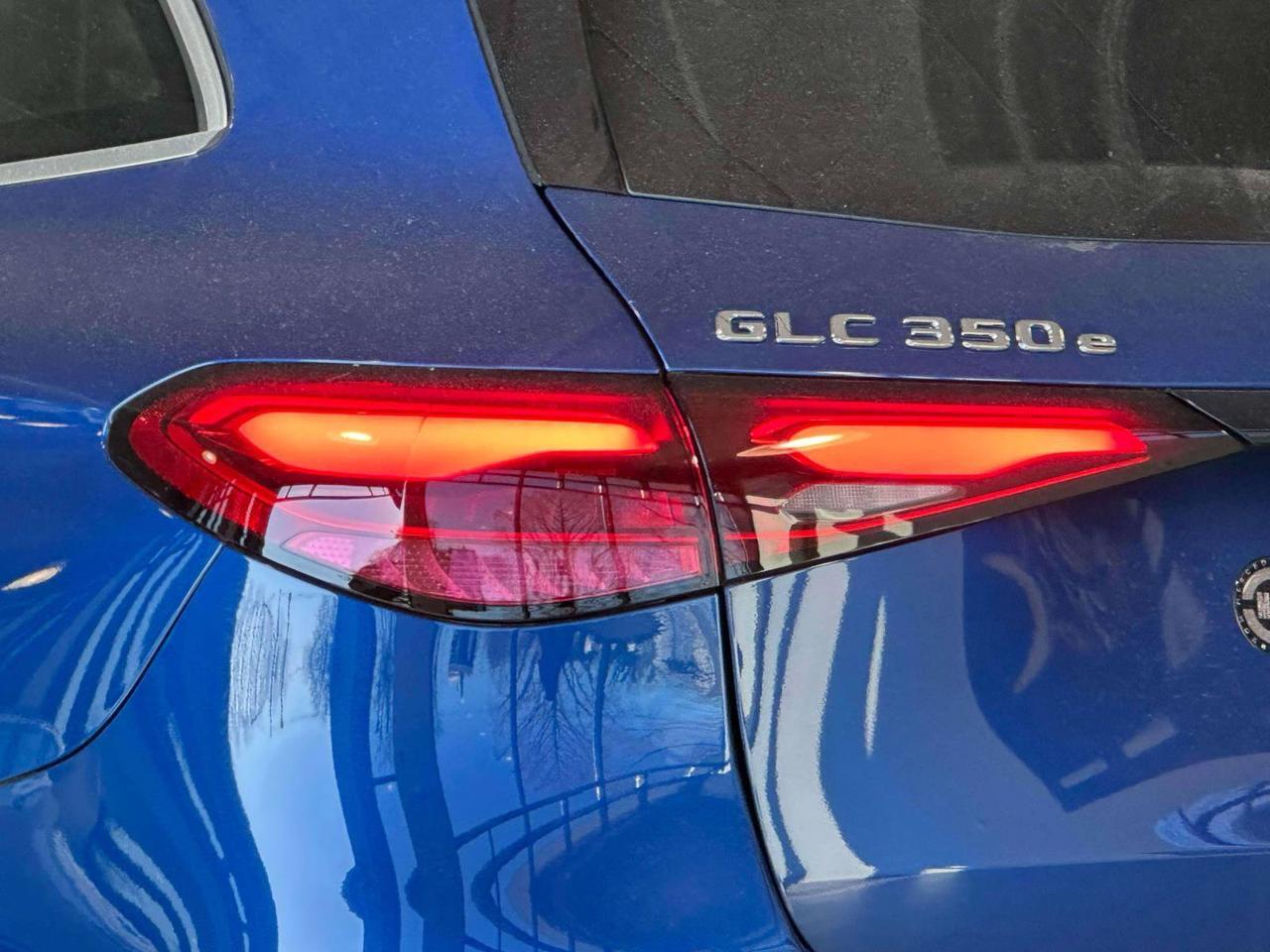 2025 Mercedes-Benz GLC Base - Photo 8