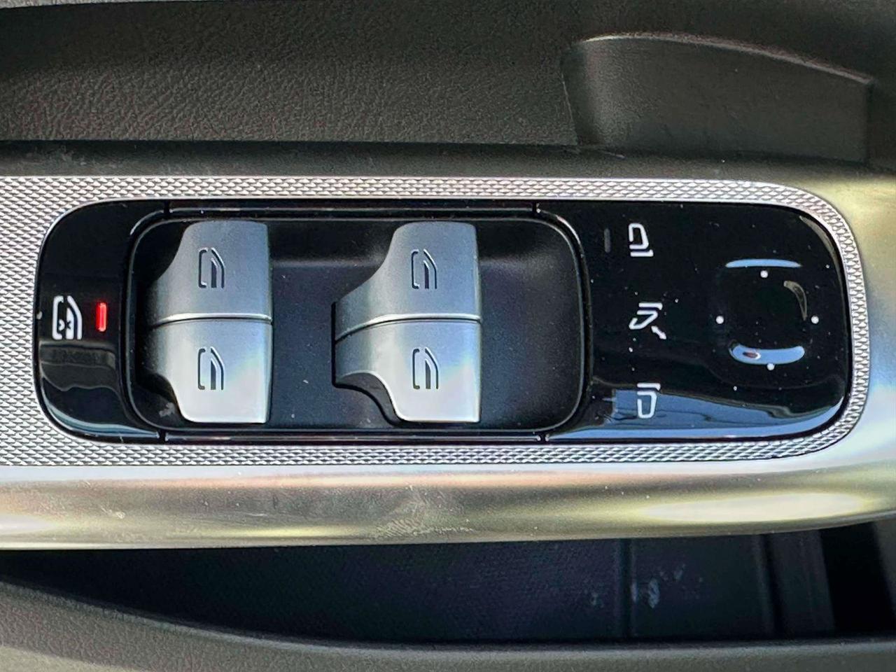 2025 Mercedes-Benz GLC Base - Photo 13
