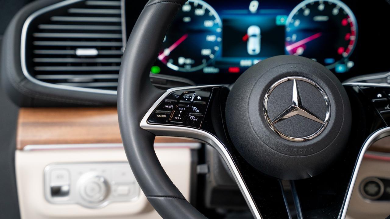 2025 Mercedes-Benz GLE GLE 450 w/ Night Pack & 20 Wheels Franklin TN
