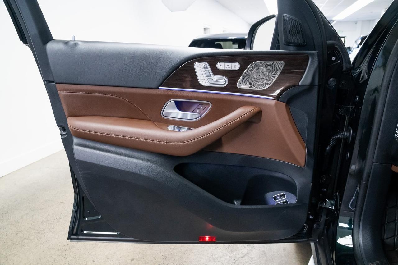 2025 Mercedes-Benz GLE GLE 450e 1 Owner AMG Line Exterior Panoramic Sliding Roof Portland OR