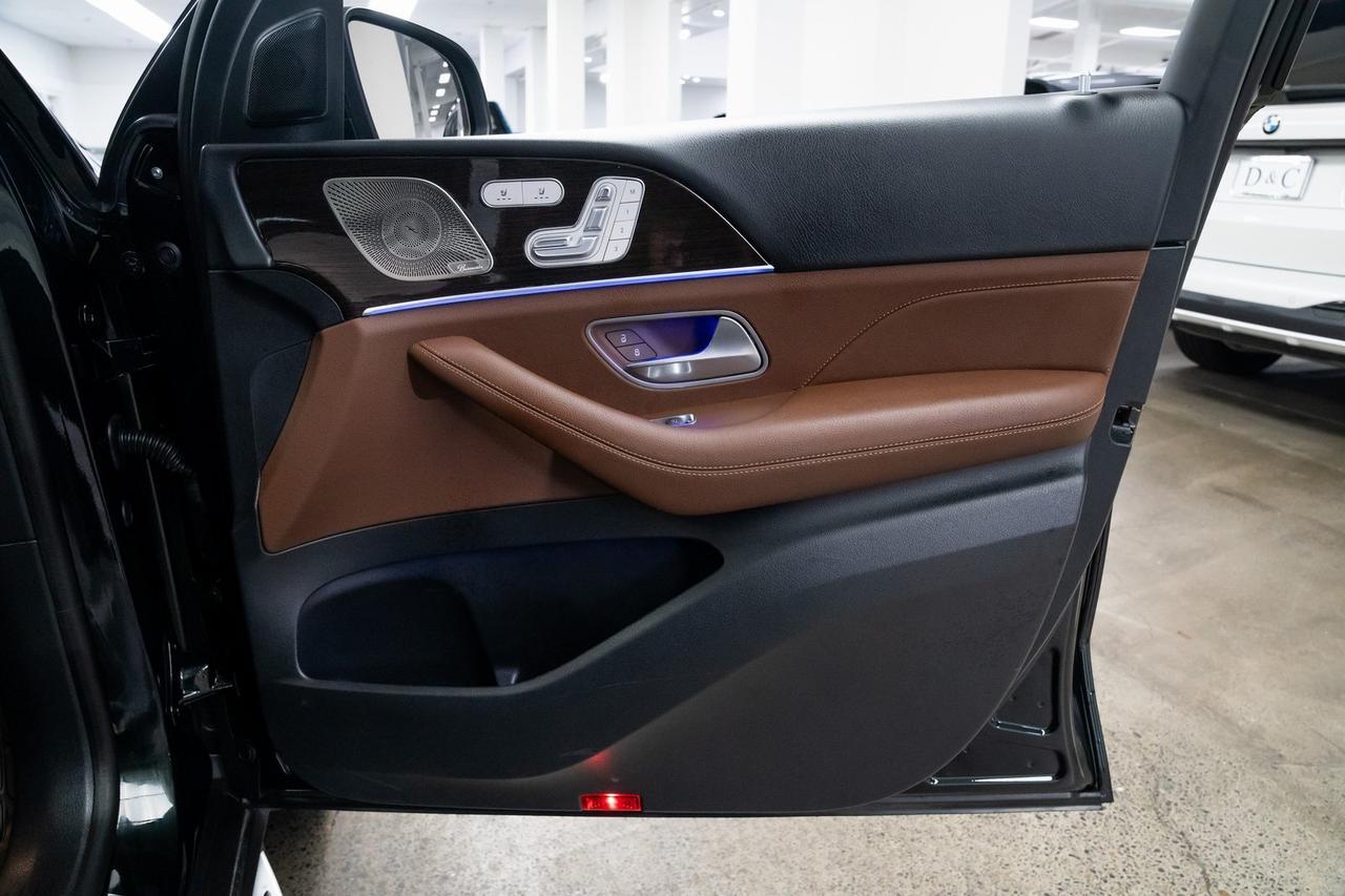 2025 Mercedes-Benz GLE GLE 450e 1 Owner AMG Line Exterior Panoramic Sliding Roof Portland OR