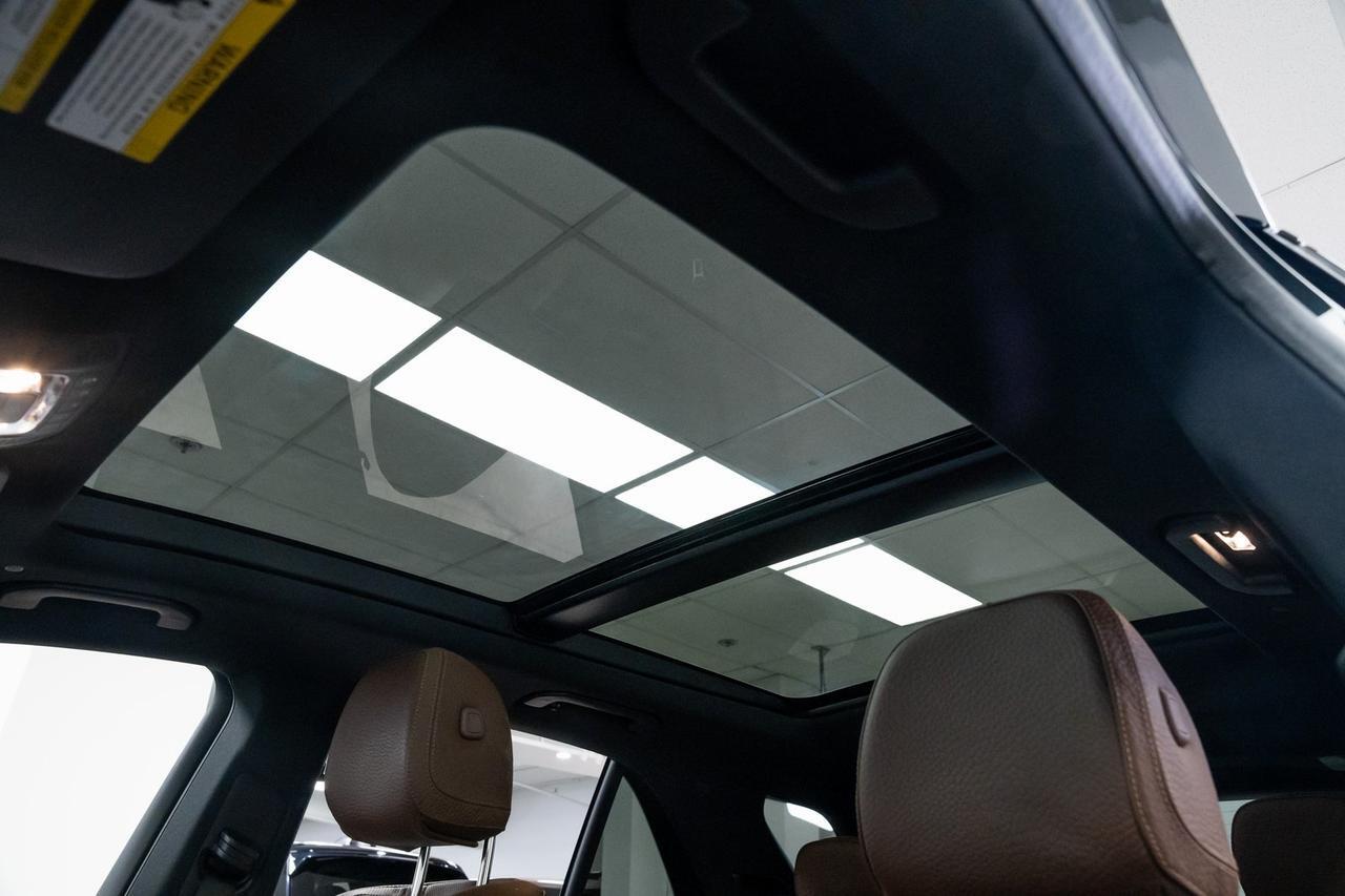 2025 Mercedes-Benz GLE GLE 450e 1 Owner AMG Line Exterior Panoramic Sliding Roof Portland OR