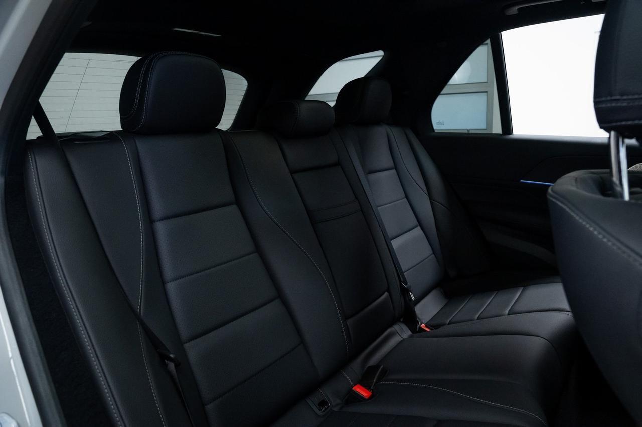 2025 Mercedes-Benz GLE GLE 450e 1 Owner Vented Seats AMG Line Exterior Portland OR