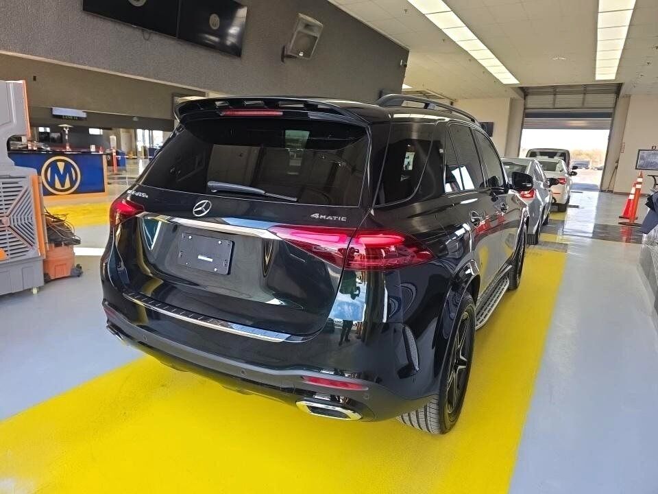 2025 Mercedes-Benz GLE GLE 450e 4MATIC AMG Line Exterior Panoramic Sliding Roof Portland OR