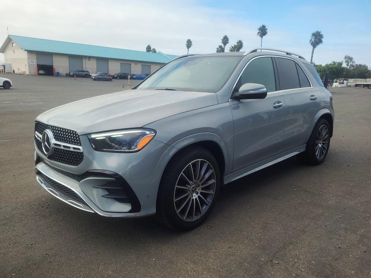 2025 Mercedes-Benz GLE GLE 450e 4MATIC Burmester Sound Adaptive Cruise Portland OR