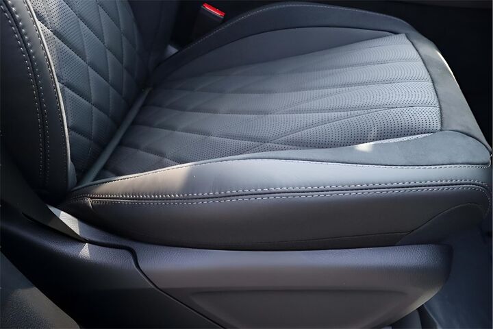 2025 Mercedes-Benz GLE GLE 53 AMG® Oshkosh WI 2025 Mercedes-Benz GLE GLE 53 AMG® Oshkosh WI