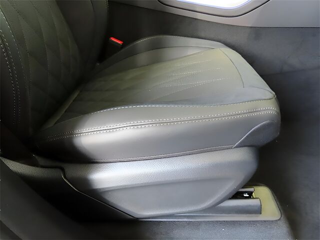 2025 Mercedes-Benz GLE GLE 53 AMG® Oshkosh WI 2025 Mercedes-Benz GLE GLE 53 AMG® Oshkosh WI