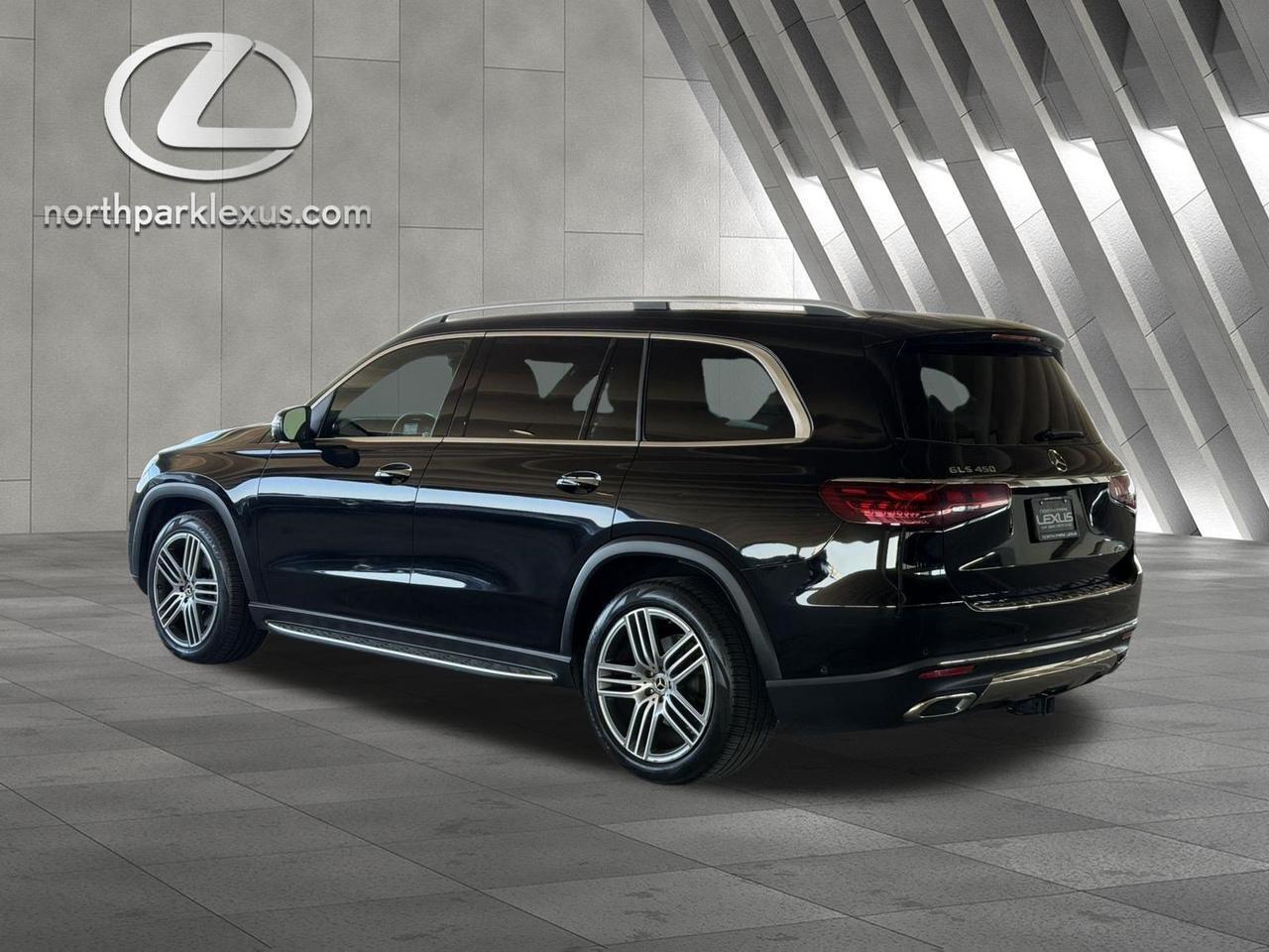 2025 Mercedes-Benz GLS 450