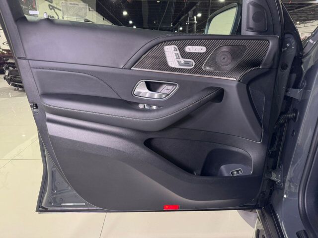 2025 Mercedes-Benz GLS AMG GLS 63 manufaktur paint, nappa leather, dinamica wheel/headliner, captain chairs AND MUCH MORE!! Fort Lauderdale FL