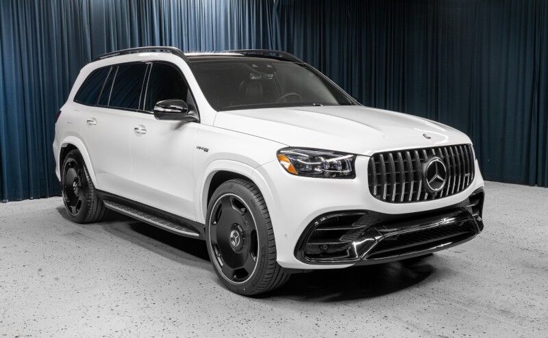 2025 Mercedes Benz GLS AMG 63 4MATIC photo 2