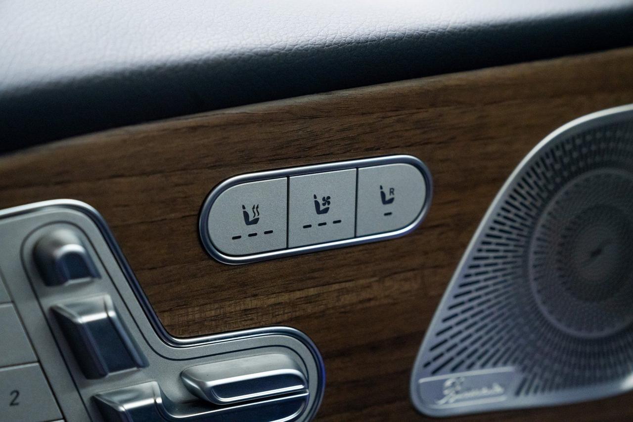 2025 Mercedes-Benz GLS GLS 450 AMG Line Second Row Captains Chairs Portland OR