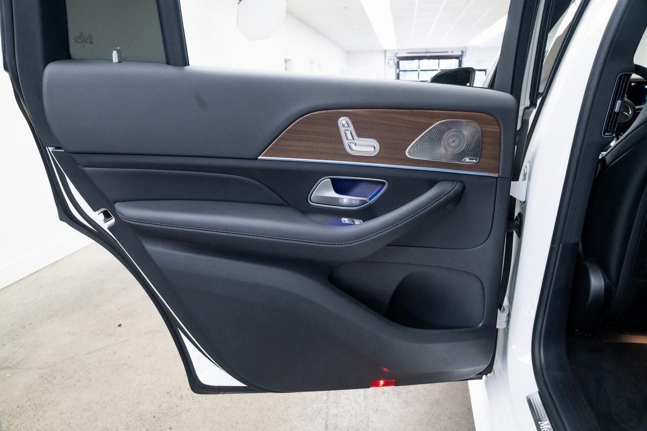 2025 Mercedes-Benz GLS GLS 450 AMG Line Second Row Captains Chairs Portland OR