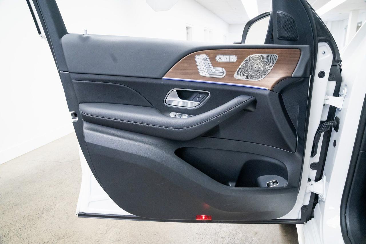 2025 Mercedes-Benz GLS GLS 450 AMG Line Second Row Captains Chairs Portland OR