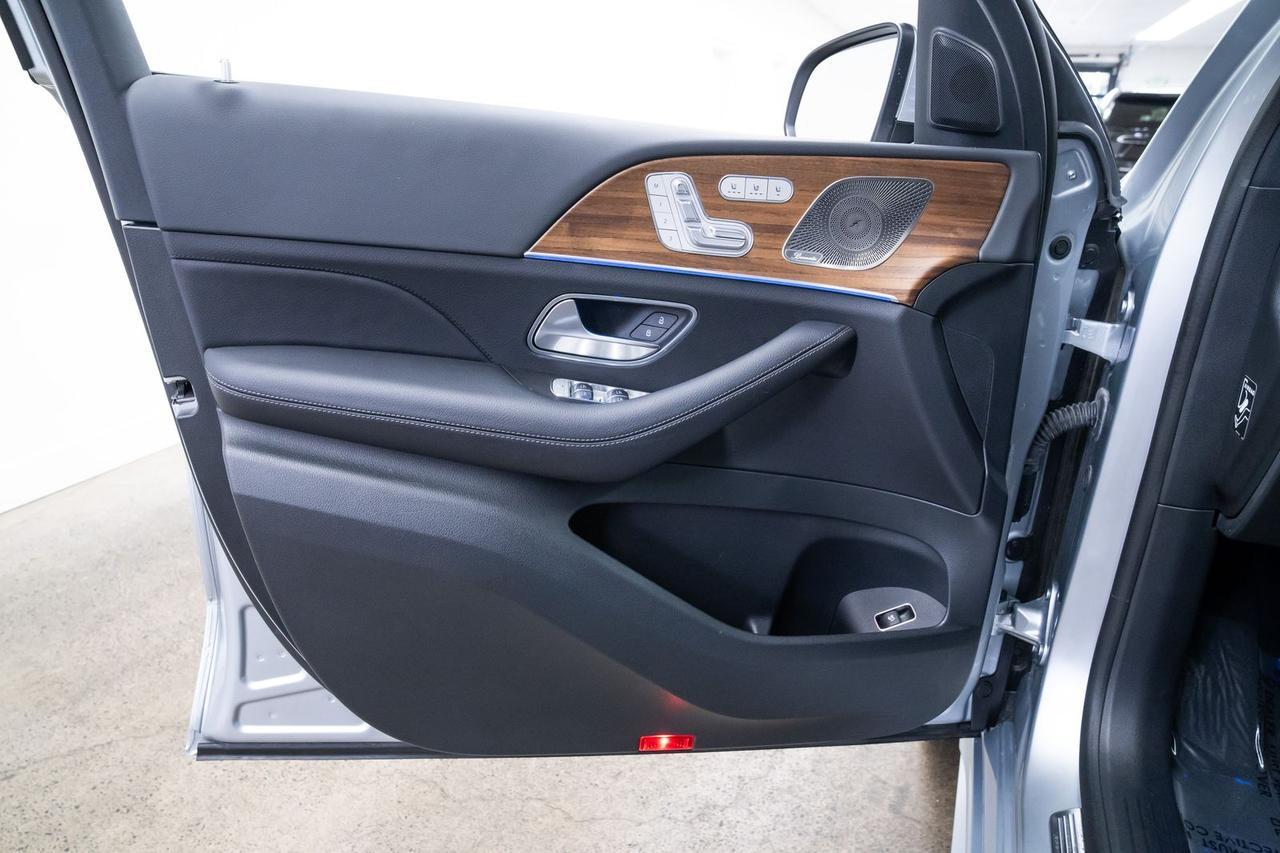 2025 Mercedes-Benz GLS GLS 450 Ventilated Seats Burmester Sound Portland OR