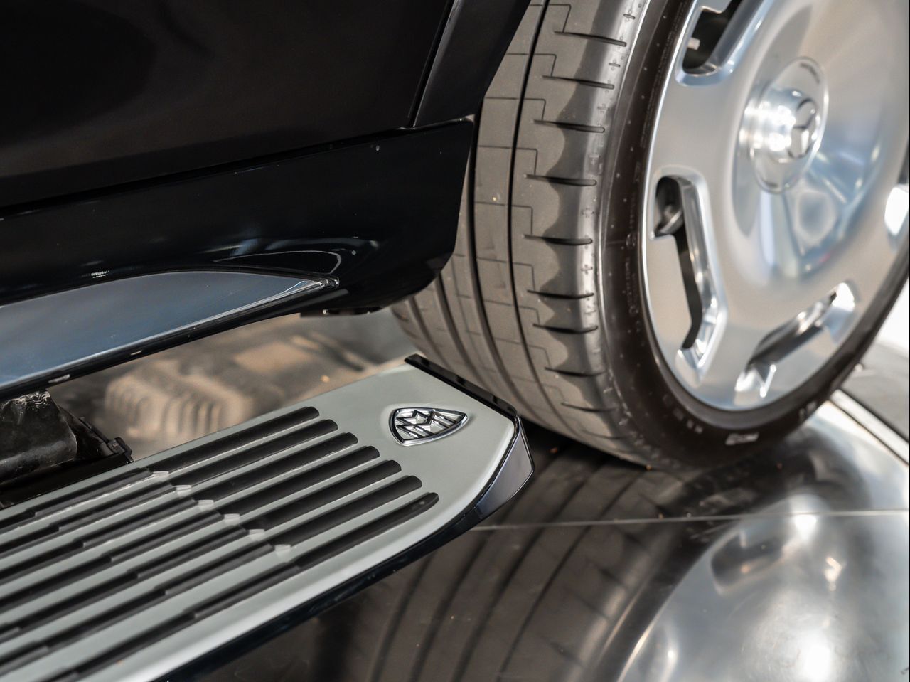 2025 Mercedes-Benz Maybach GLS 600 4MATIC Santa Clarita CA