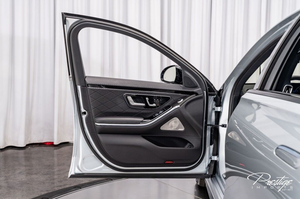 2025 Mercedes-Benz S 580 North Miami Beach FL