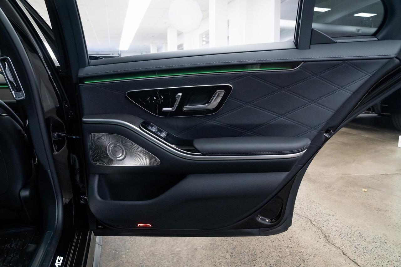 2025 Mercedes-Benz S-Class S 63 E AMG Carbon Fiber Exterior Package Portland OR