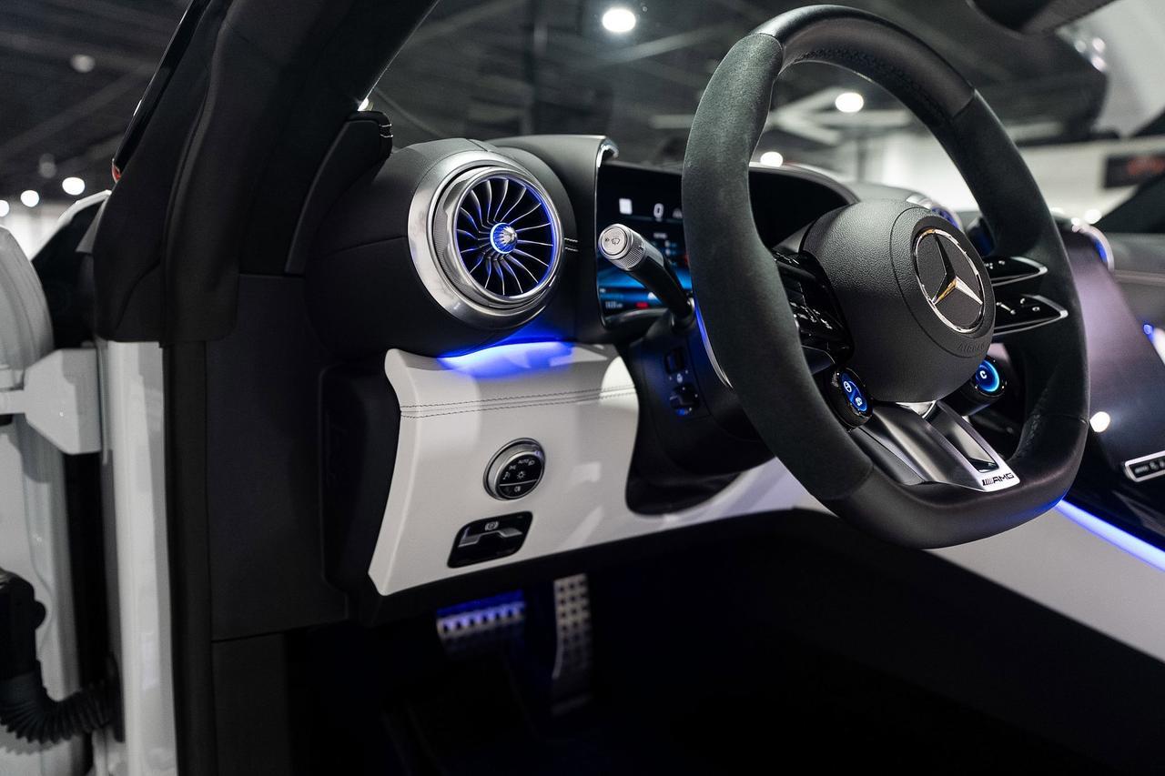 2025 Mercedes-Benz SL AMG SL 43 Fort Lauderdale FL