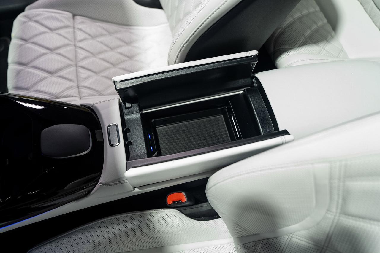 2025 Mercedes-Benz SL AMG SL 43 Moonlight White Metallic paint,Night Package Plus,Exclusive Nappa leather interior & MORE! Fort Lauderdale FL
