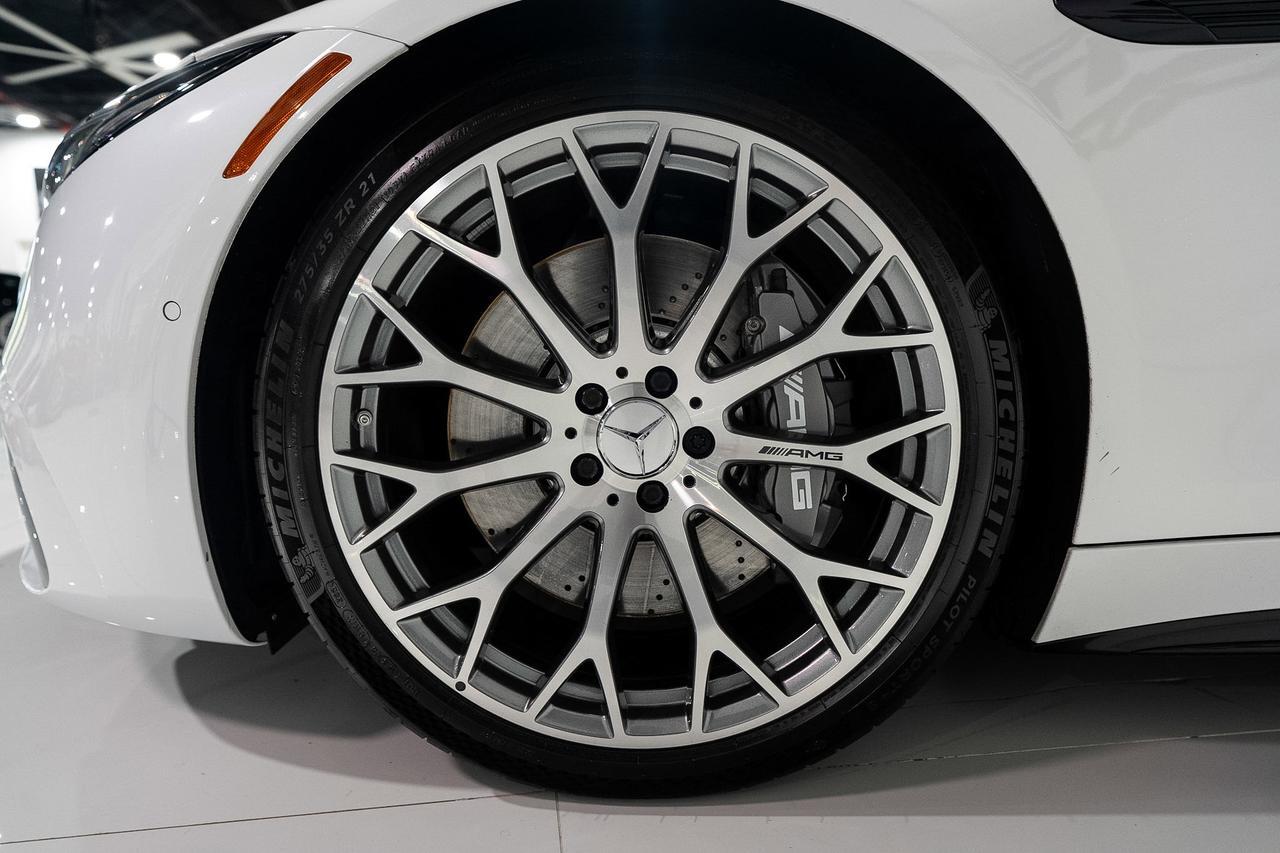 2025 Mercedes-Benz SL AMG SL 43 Moonlight White Metallic paint,Night Package Plus,Exclusive Nappa leather interior & MORE! Fort Lauderdale FL