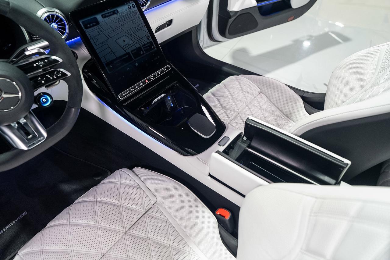 2025 Mercedes-Benz SL AMG SL 43 Moonlight White Metallic paint,Night Package Plus,Exclusive Nappa leather interior & MORE! Fort Lauderdale FL