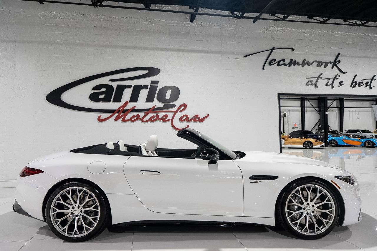 2025 Mercedes-Benz SL AMG SL 43 Moonlight White Metallic paint,Night Package Plus,Exclusive Nappa leather interior & MORE! Fort Lauderdale FL