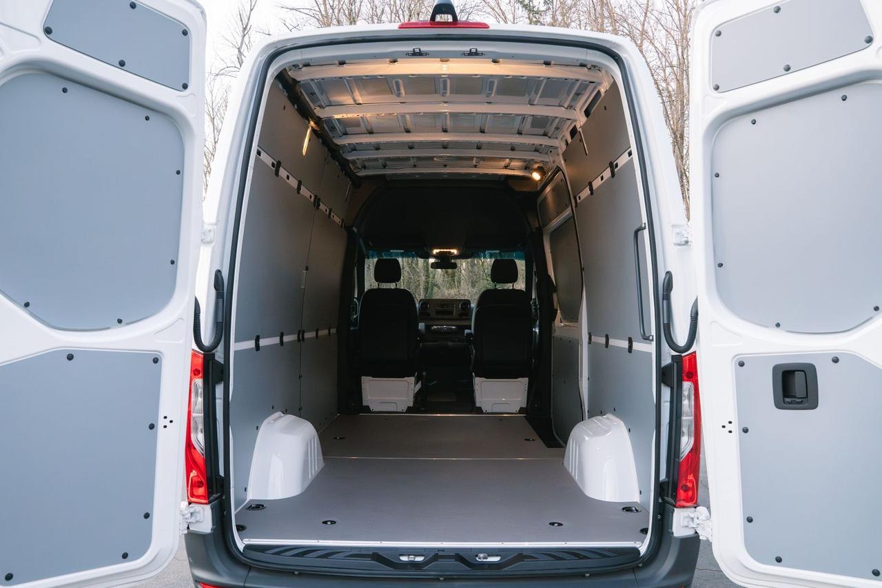 2025 Mercedes-Benz Sprinter 2500 Cargo 144 WB Gladstone OR