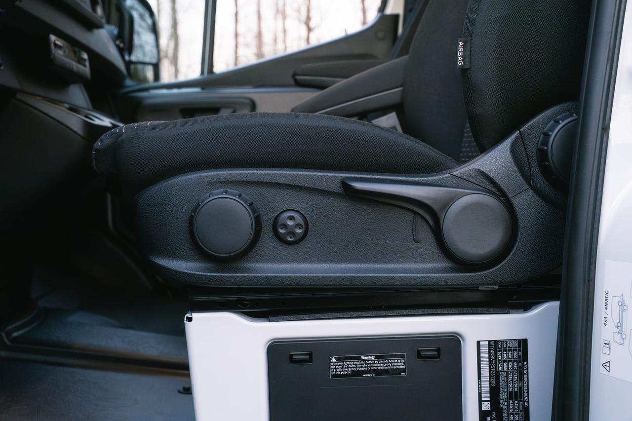 2025 Mercedes-Benz Sprinter 2500 Cargo 144 WB Gladstone OR