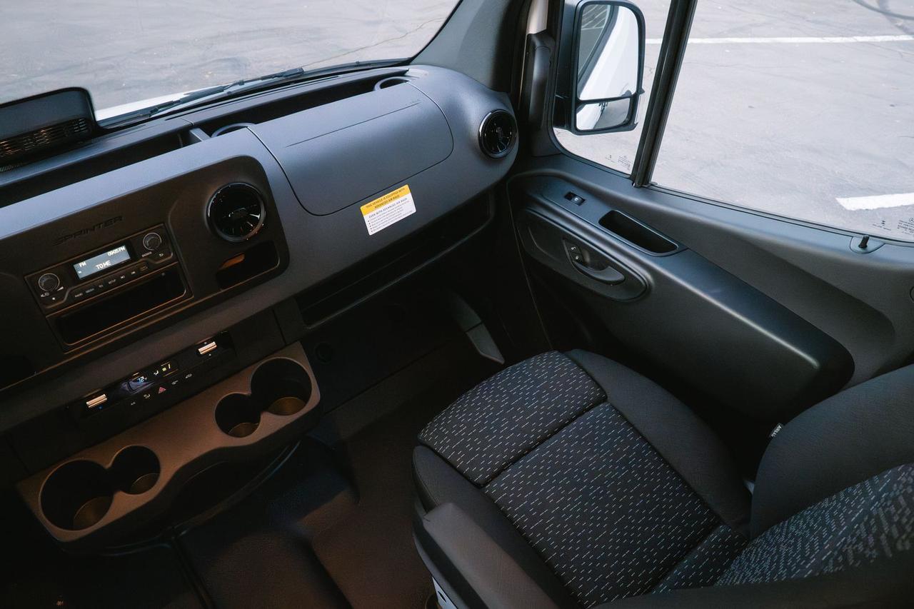 2025 Mercedes-Benz Sprinter 2500 Cargo 144 WB Gladstone OR