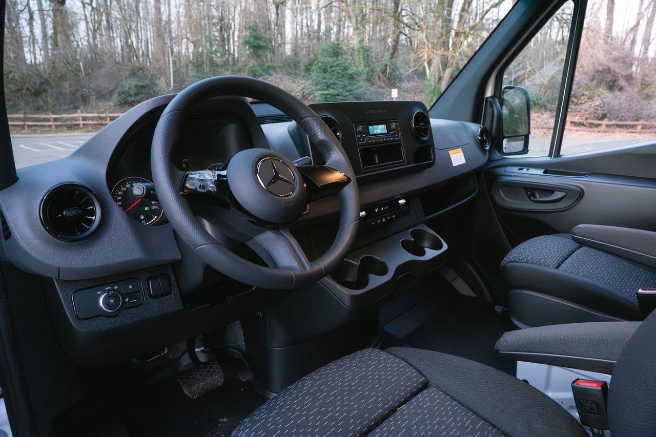 2025 Mercedes-Benz Sprinter 2500 Cargo 144 WB Gladstone OR