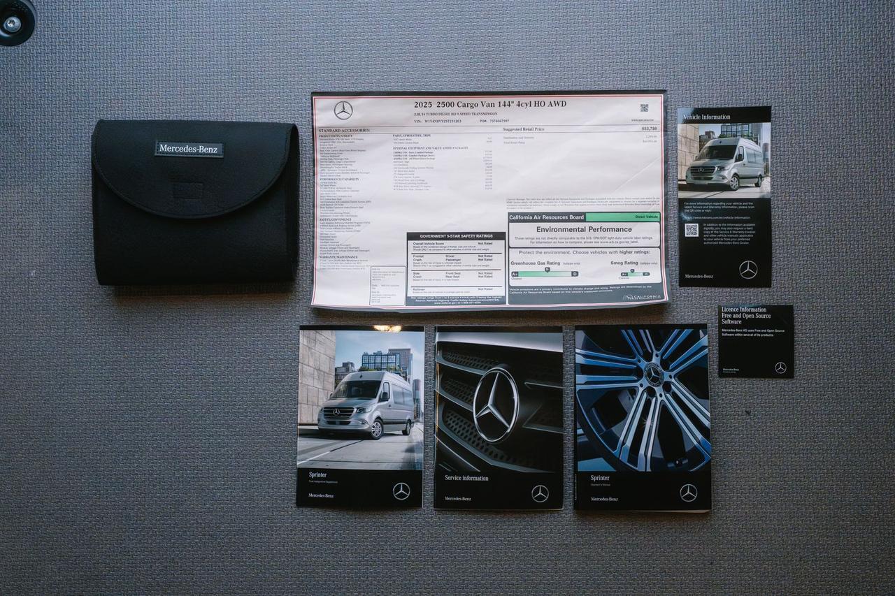 2025 Mercedes-Benz Sprinter 2500 Cargo 144 WB Gladstone OR